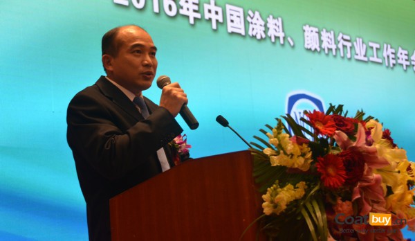 有棵树董事长_一棵树图片