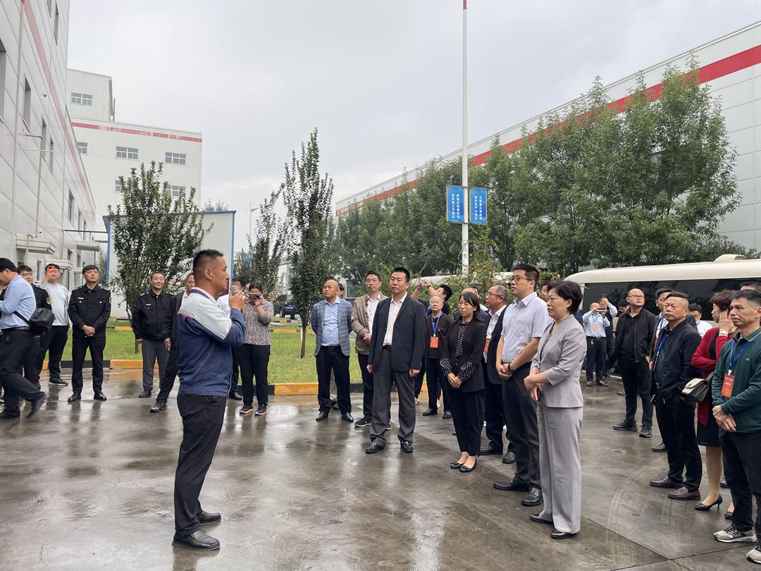 参观考察河南东方雨虹建筑材料有限公司