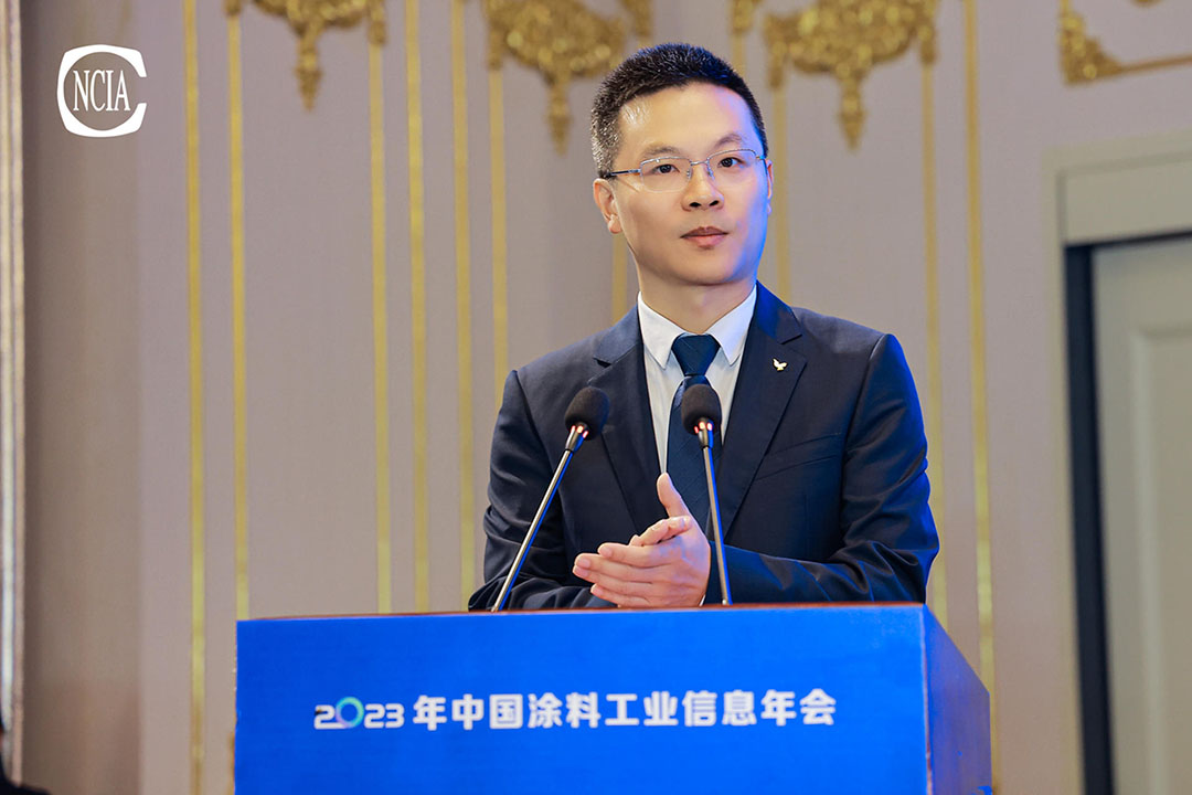 明光市委常委、副市长张瑞主持大会开幕式