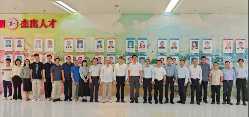 6月4日，中国涂料工业协会组织召开了高校涂料工程专业本科教材修订编审会，本次会议由上海工程技术大学承办
